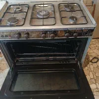 فرگاز پادیسان  ومیز نهار خوری