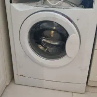 ماشین لباسشویی ایندزیت ۵ کیلویی مدل WIL86 ایتالیا