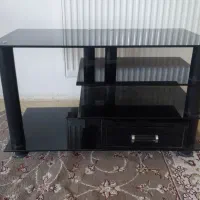 میز تلویزیون شیشه ای