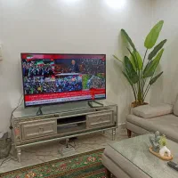 میز تلویزیون و میز کنسول و اینه