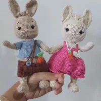 عروسک و جغجغه دست بافت