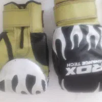 دستکش بوکس|تجهیزات ورزشی|خرمآباد, |دیوار