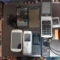 تعدای گوشی خراب و نیمه سالم