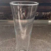 لیوان فروشی