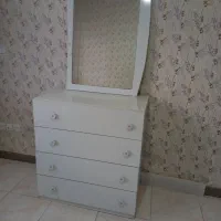 تخت خواب و دراور و آینه|تخت و سرویس خواب|کرمانشاه, |دیوار