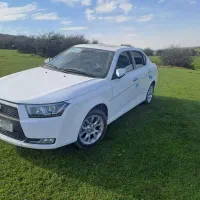 فروش دنا پلاس ۶دنده صفر کیلومتر لاستیک‌ها نو صفر