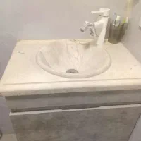 فقط سنگ روشویی  بدون کابینت به همراه شیر