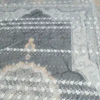 پرده نو طوسی و سفید