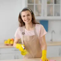 استخدام خدمتکار و پرستار بچه