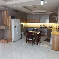اجاره ۱۵۰ متر/سه خواب/فول امکانات/خیابان درختی