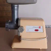 چرخ گوشت  وآب میوه گیری