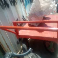 گاری در حد نو چرخ های عقب گردون چرخهای جلو ثابت