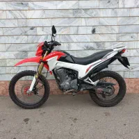 ۲۰۰ فلات سی آر اف