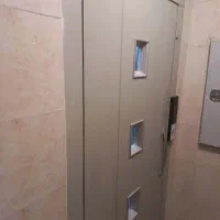 یک عدد درب اسانسور