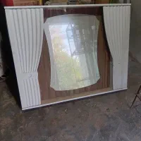 آینه تکی بزرگ محکم برای میزآرایشی خوبه|آینه|بندر گناوه, |دیوار