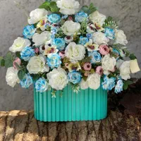 انواع دسته گل عروس  و‌ باکس گل خواستگاری و تولد|گل مصنوعی|اصفهان, احمدآباد|دیوار