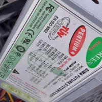 تعدای پاور گیرین  فن بزرگ ۱۲ در ۱۲|قطعات و لوازم جانبی رایانه|شیراز, ده پیاله|دیوار