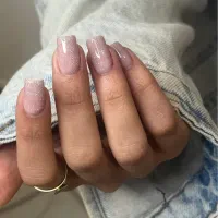 خدمات ناخن فقط هزینه متریال|خدمات آرایشگری و زیبایی|تهران, فلسطین (میدان انقلاب)|دیوار