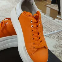 کتونی لژ دار نارنجی خوشرنگ