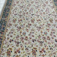 فرش ۶ متری گل برجسته