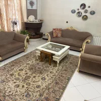 مبل ۷ نفره و میز وسط با دو عسلی|مبلمان خانگی و میز عسلی|تهران, مدائن|دیوار