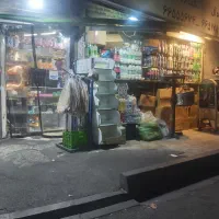 یک باب مغازه در خیابان اصلی فردس( بگلو)