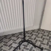 سه پایه گیتار