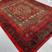 فرش قرمز لاکی ۱۲۰۰ شانه