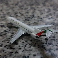 ماکت هواپیمای بوئینگ 727 مقیاس 1/500 از برند هرپا|کلکسیون و سرگرمی|زرقان, |دیوار
