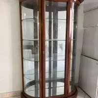 ویترین و جاکفشی