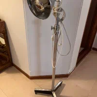چراغ پایه دار