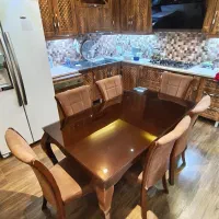 میز نهارخوری ۶ نفره با شیشه