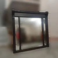 آینه با قاب چوب