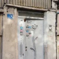خانه-کلنگی-اجاره-در-بازار-مناسب-زندگی-و-کار