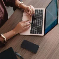 انجام پایان‌نامه و پروپوزال رشته حقوق برپایه ضوابط