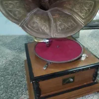 گرامافون قدیمی