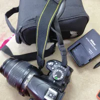 دوربین عکاسی نیکون|دوربین عکاسی و فیلم‌برداری|قم, زنبیل آباد|دیوار