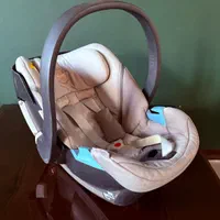 کالسکه و کریر