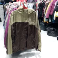 کاپشن|لباس|قوچان, |دیوار