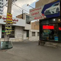 شیشه اتومبیل حسین گوهردشت