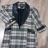 پالتو وبارانی|لباس|سلماس, |دیوار