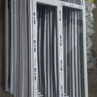 ۱ استاد کار و۱ کارگر ساده