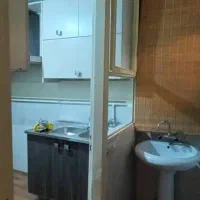 حیاط100متری نارمک میدان 86 1از2ط اول|اجارهٔ آپارتمان|تهران, زرکش|دیوار