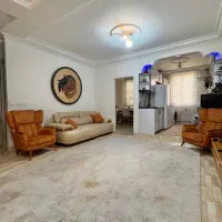 20متری امام خمینی تک واحدی|فروش آپارتمان|اسلام‌شهر, صادقیه|دیوار