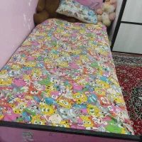 تخت دخترونه