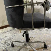 صندلی استادکار و میز ناخن ترولی|آرایشگاه و سالنهای زیبایی|تهران, تهرانپارس غربی|دیوار