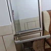 آینه و کنسول