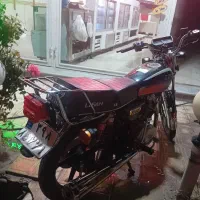 موتور سیکلت ۲۰۰ لیفان