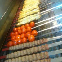 کباب پز ماهر،(کمک اشپز) نیازمندیم