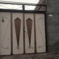 یک درب تمیز و درحد